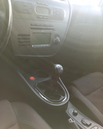 Seat Leon cena 17000 przebieg: 198000, rok produkcji 2006 z Toruń małe 172